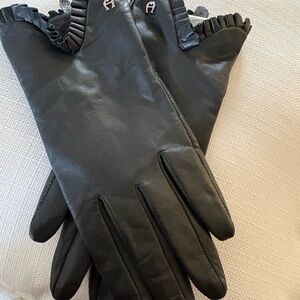 Etienne Aigner Black Leather Gloves
